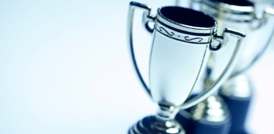 VI Edición de los premios Derecho En Red: Mejor blog, post y perfil en twitter jurídico 2015